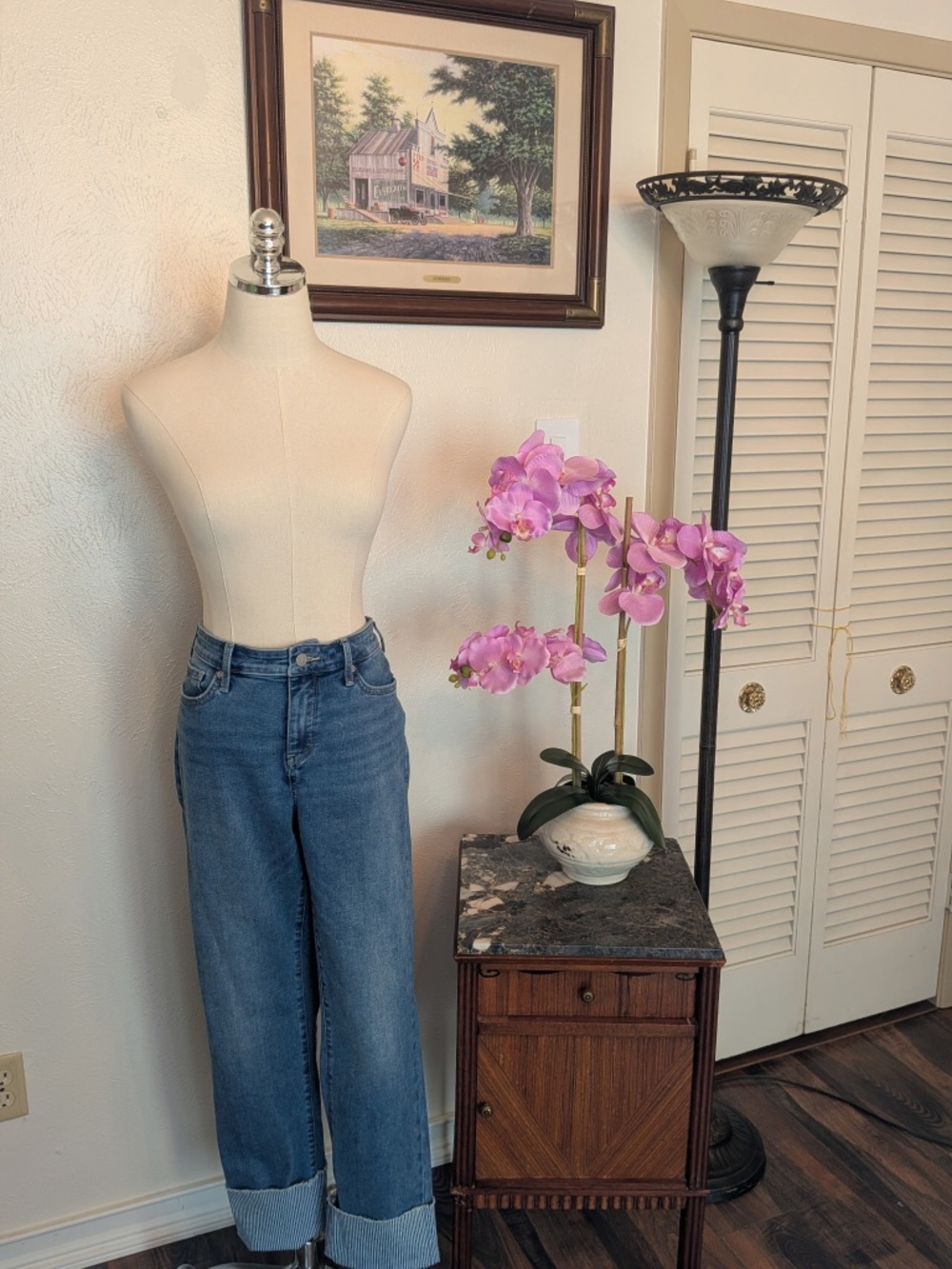 NYDJ Sheri Slim Ankle Jeans Size 10 - Lift Tuck Stretch Cuffed Hem